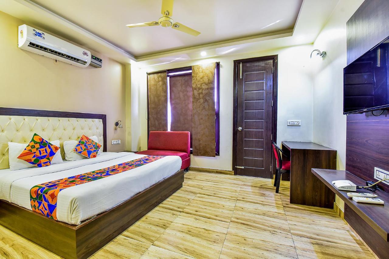 Fabhotel Surya Residency Dehradun Exteriör bild