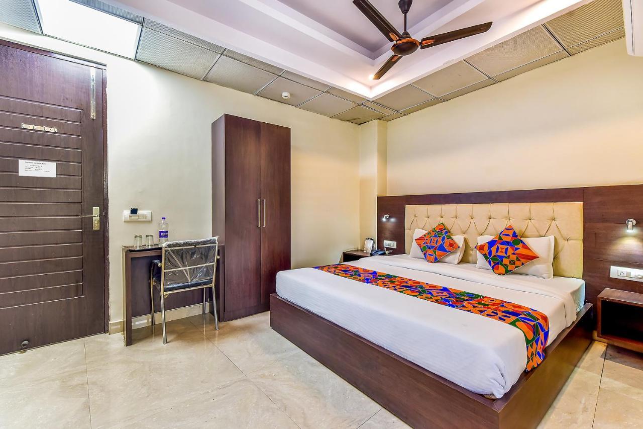 Fabhotel Surya Residency Dehradun Exteriör bild