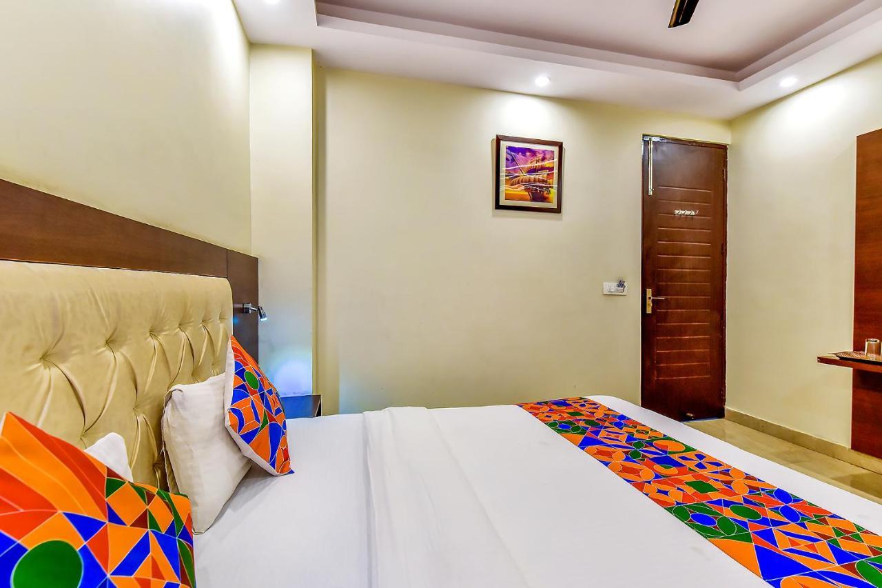 Fabhotel Surya Residency Dehradun Exteriör bild